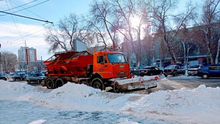 В Саратове от снега будут чистить три улицы 