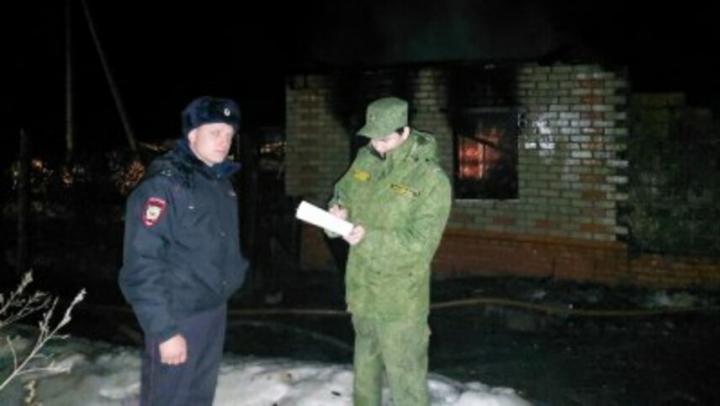 На пожаре в Лысогорском районе погибла женщина