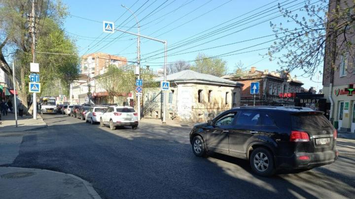 Пробки остановили движение в центре Саратова 