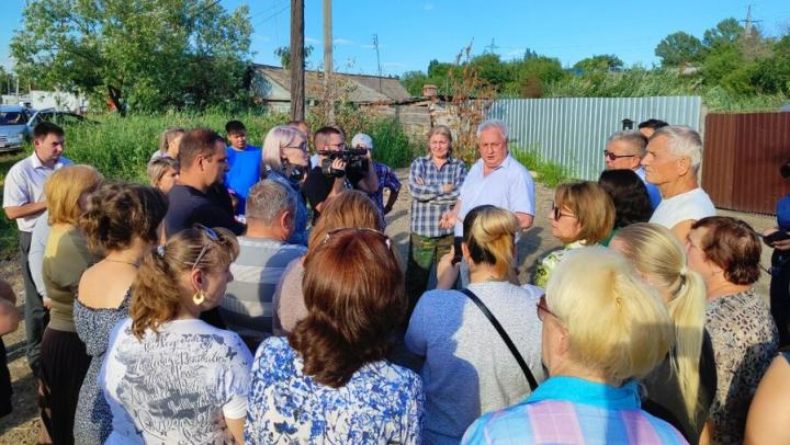 Дмитрий Плеханов встретился с жителями улицы Комсомольской