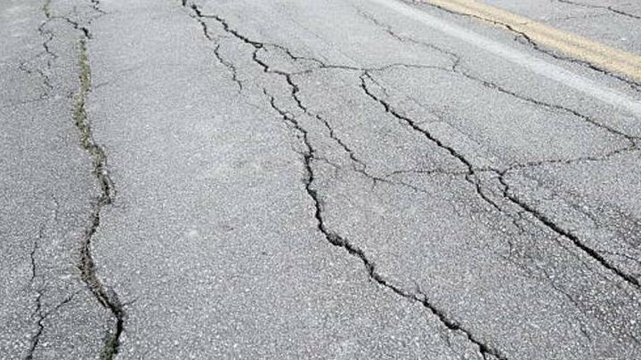 В Саратове по вине подрядчиков сорваны сроки ремонта дорог