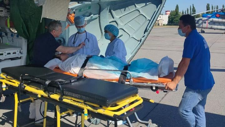 Саратовские врачи транспортировали пациентку с редким сердечным заболеванием
