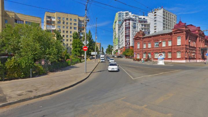 У памятника Военной медсестре отремонтируют участок улицы Радищева