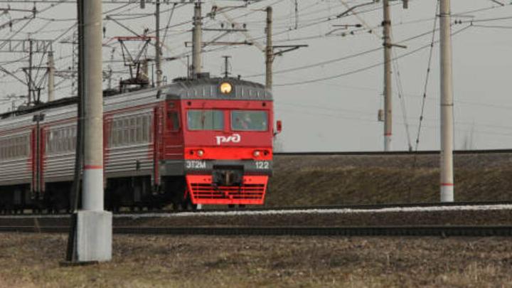 В Заводском районе Саратова поезд насмерть сбил мужчину | 18+