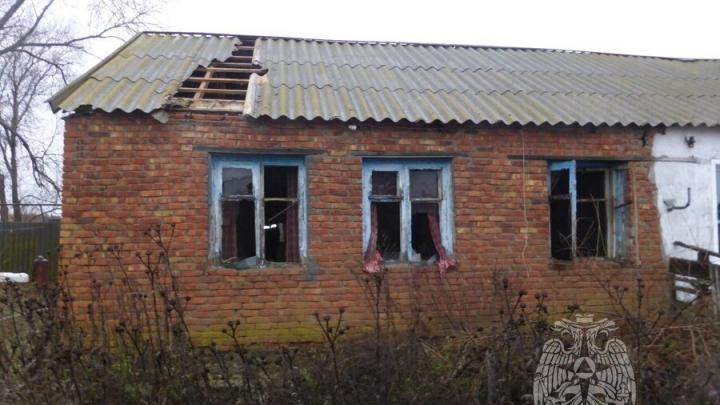 Пьяный житель саратовского села пытался тушить пожар и обжег руки