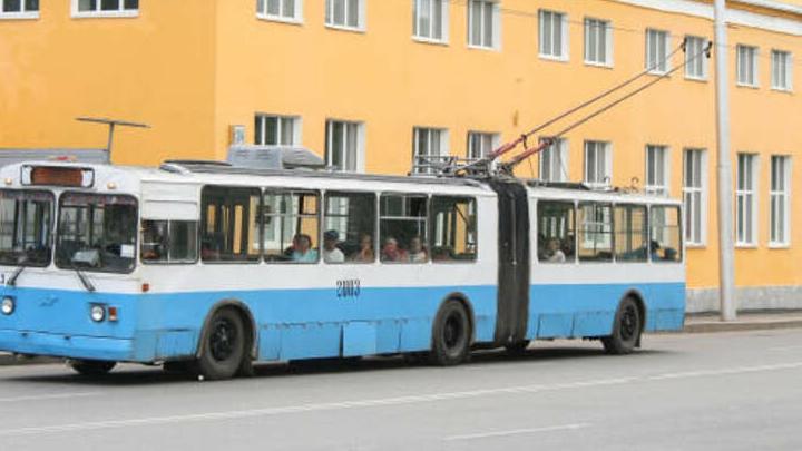 В Саратове прервано движение пяти троллейбусных маршрутов