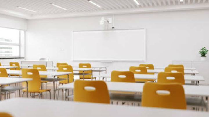 В Энгельсе на карантин по ОРВИ закрыли 386 классов в школах