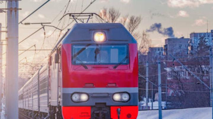 На новогодних праздниках из Саратова пустят дополнительные поезда в Москву