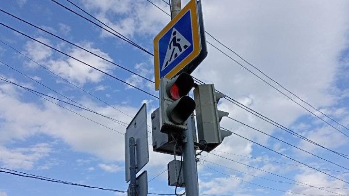 В Саратове отключат светофоры на четырех перекрестках