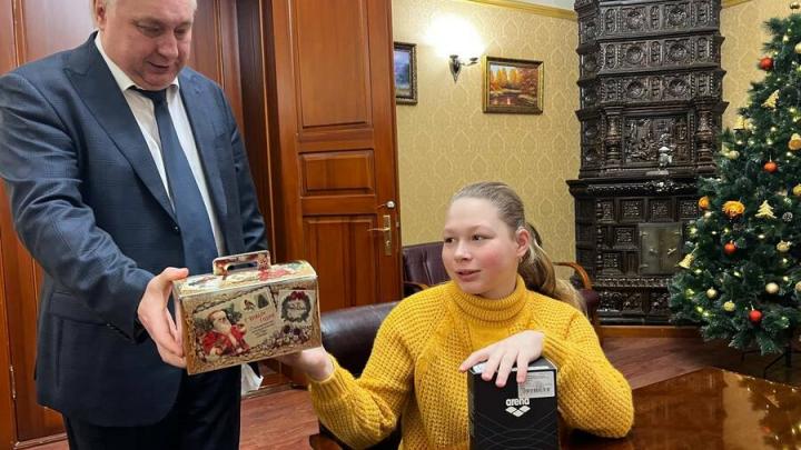 Дмитрий Плеханов исполнил новогоднее пожелание  золотой медалистки Элины Фомичевой