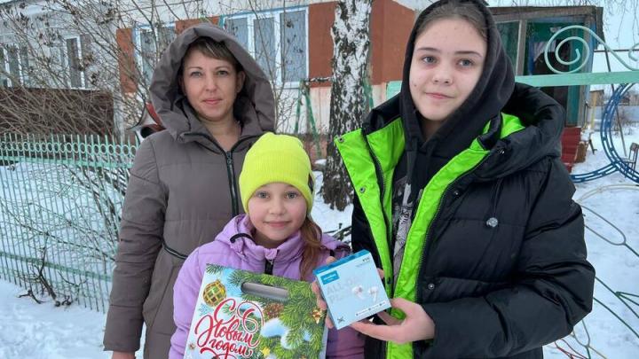 Николай Панков исполнил новогоднее желание девочки из села Красный Партизан