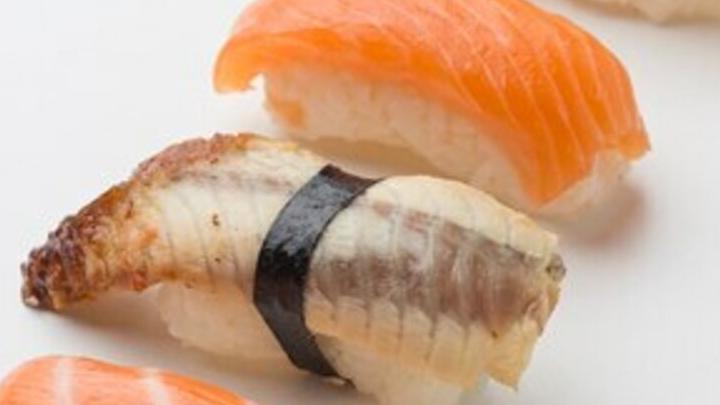 За покупку суши по чужой банковской карте саратовцу грозит колония