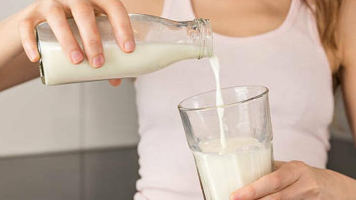 В Саратовскую область поступило около трех тонн некачественного молока