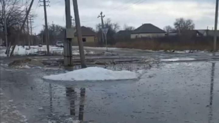 После оттепели Пугачев тонет в воде