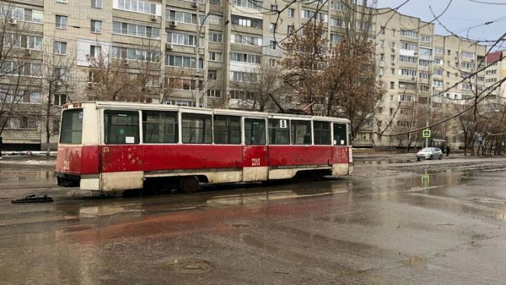 Очередной трамвай сошёл с рельсов в Заводском районе Саратова