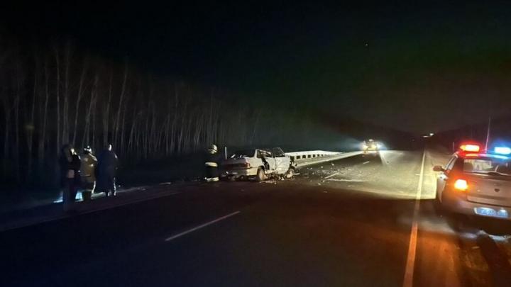 В автокатастрофе в Петровском районе один мужчина погиб, другой в тяжелом состоянии