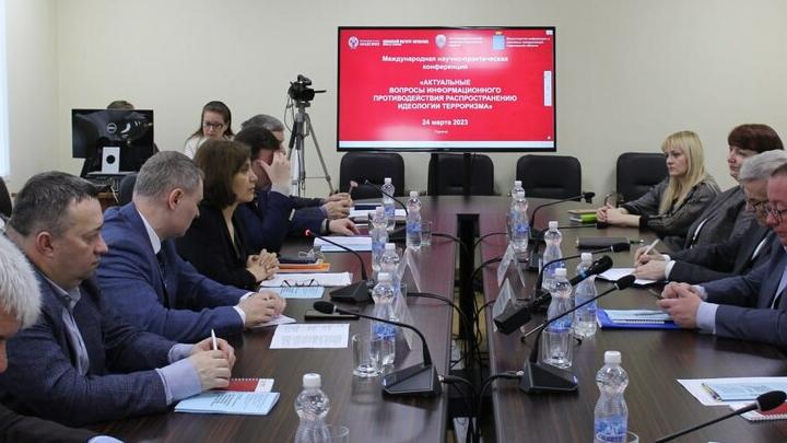 Ученые из России и Белоруссии обсудили в Саратове угрозы в информационной среде