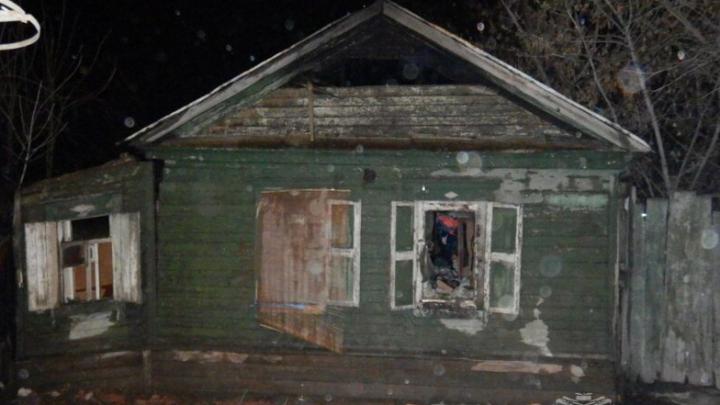 На пожаре в нежилом доме на Чернышевского нашли погибшего мужчину