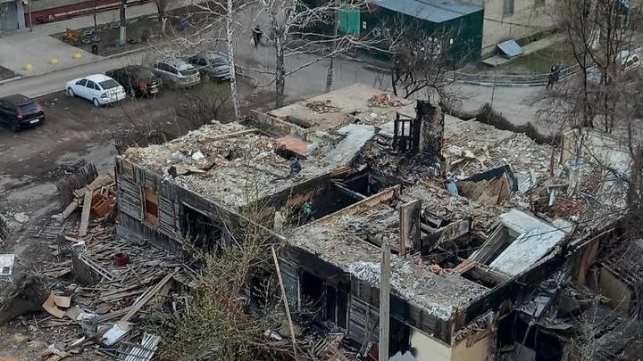Сгоревший барак угрожает детям Заводского района