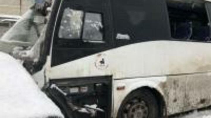 В Саратове будут судить водителя автобуса, протаранившего семь автомобилей