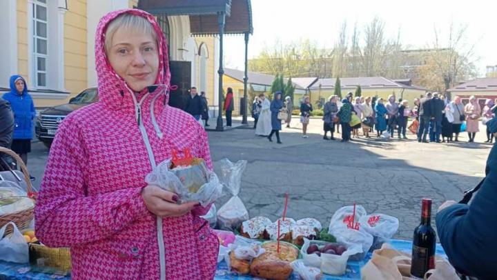 В Саратовской области прошли торжественные литургии и освящение куличей