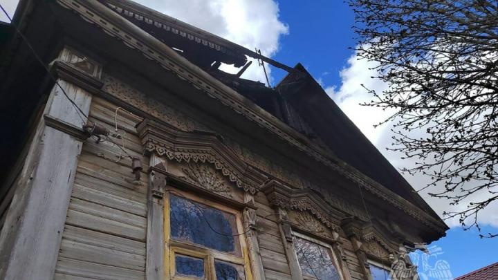 Из-за неосторожного курения в Пугачеве горел дом