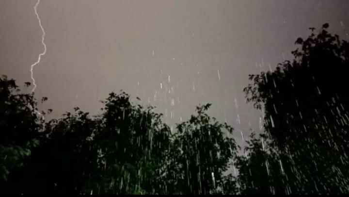 Сильные дожди и грозы приближаются к Саратовской области