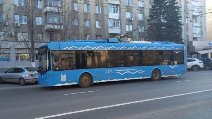 В Саратове из-за ДТП прервано движение двух троллейбусных маршрутов