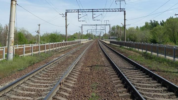 В Саратовской области временно изменится расписание пригородного поезда