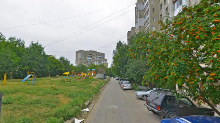 В Ленинском районе Саратова приведут в порядок сквер на улице Мира