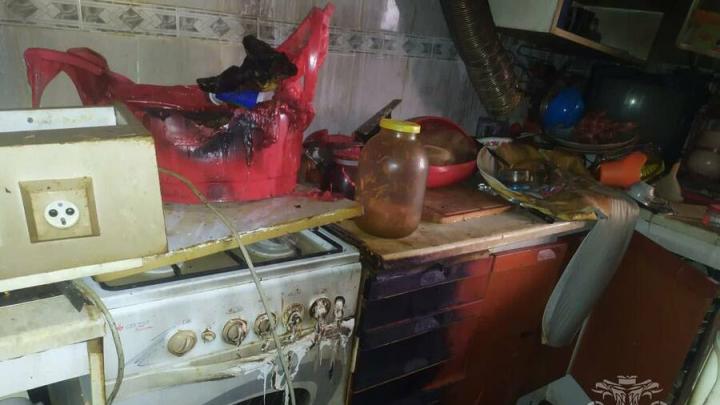 Житель Саратовской области готовил ужин и чуть не спалил квартиру 