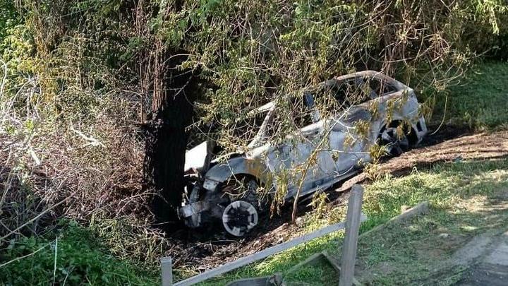 В Саратове в сгоревшем автомобиле обнаружен погибший мужчина