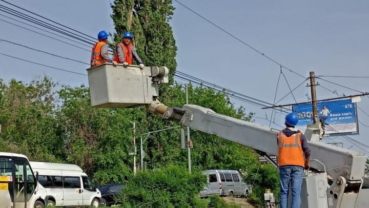 Скоростной трамвай в Саратове: демонтировано 5 км контактной сети