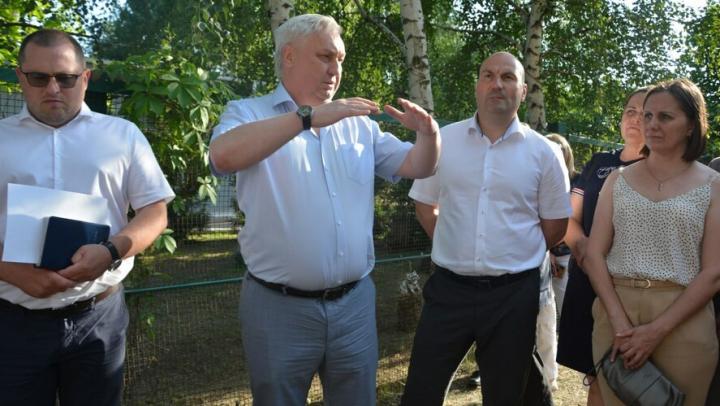 Дмитрий Плеханов встретился с многодетными семьями посёлка Приволжский