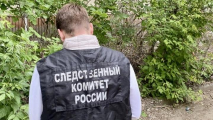 В заброшенном доме Ленинского района Саратова обнаружен труп мужчины