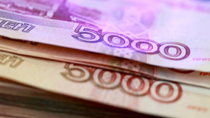 Мошенник обманул жительницу Вольска на 880 тысяч рублей