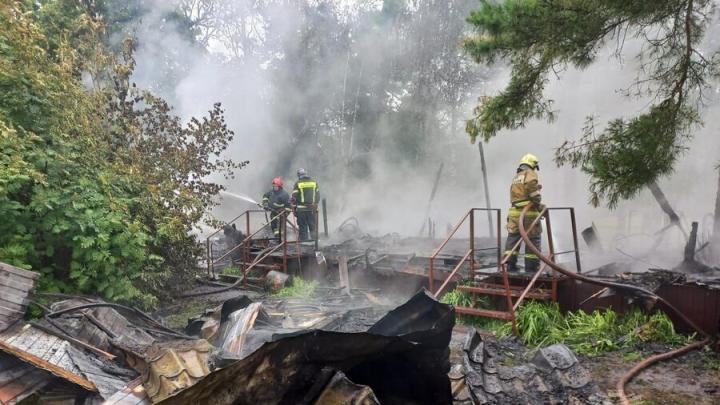 Удар молнии мог стать причиной пожара в детском лагере Саратова 
