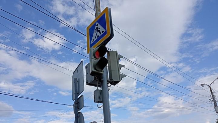 В Саратове установили светофоры на трёх перекрестках