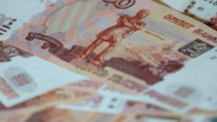 Жительница Балашова перевела мошенникам 720 тысяч заемных рублей 