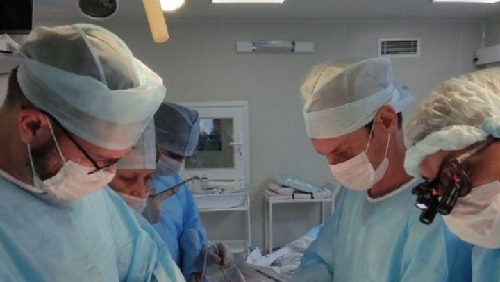 Саратовские врачи спасли пациента от повторного инфаркта с помощью сложнейшей операции