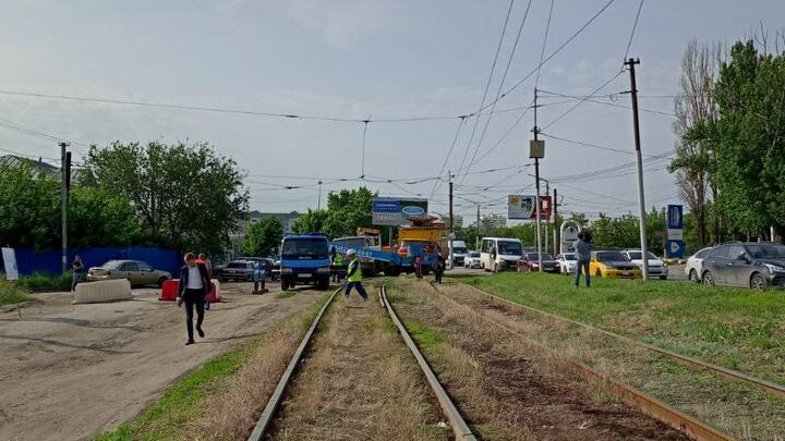 Скоростной трамвай: в Саратове перекрывают две улицы и меняют движение автобусов