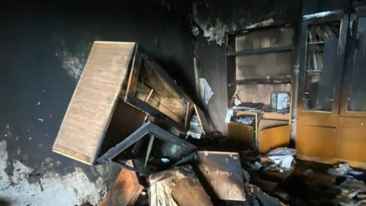 В Энгельсе из-за электрочайника горела квартира: пострадала женщина