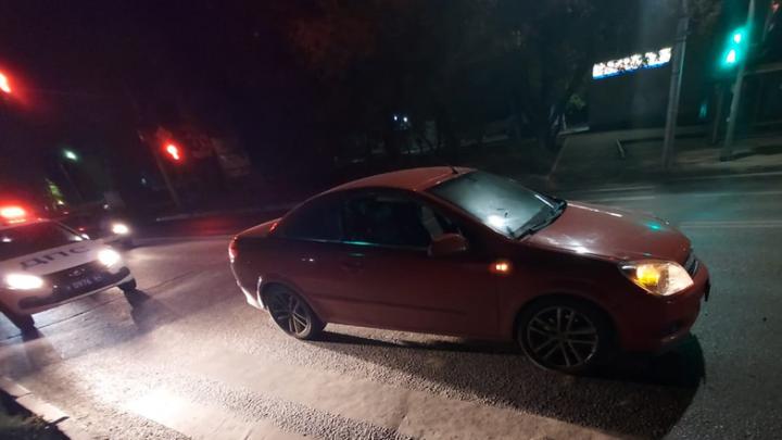 В темноте автоледи на иномарке сбила парня на пешеходном переходе в Саратове