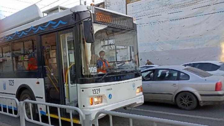 В Саратове на несколько дней остановится движение двух троллейбусных маршрутов