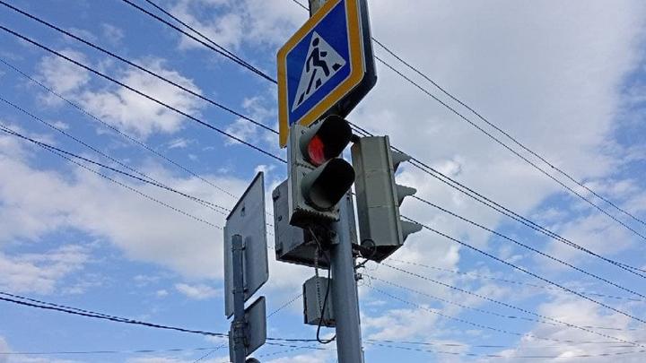 На Рахова в Саратове отключат светофор