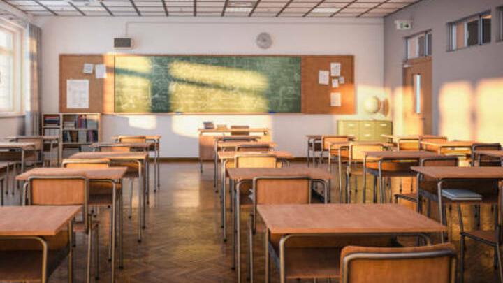 В школах Саратовской области выявлено укрывательство доходов и кумовство