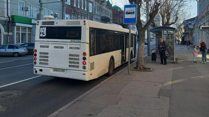 В Саратове прекращают курсировать дачные автобусные маршруты