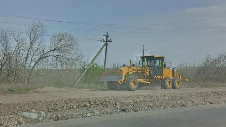 В саратовском поселке Жасминный отремонтируют 4 км дорог