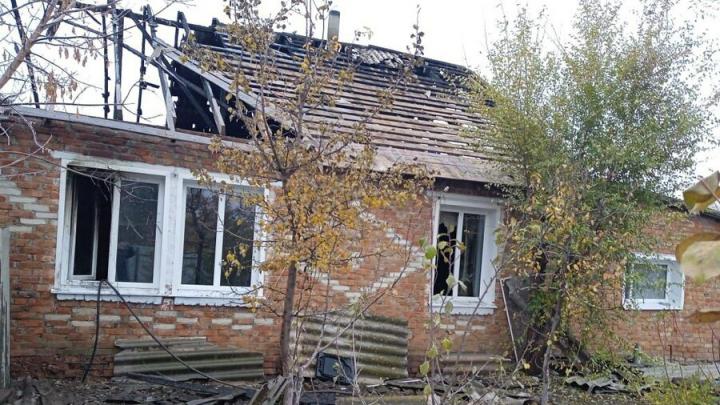 Пожар в Перелюбском районе: двое успели покинуть дом, один погиб