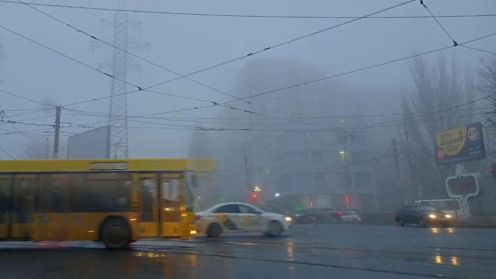В Саратове туман и небольшой дождь